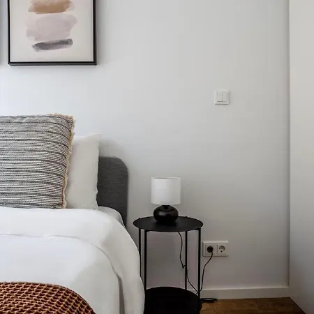 ゲストハウス Private Bedrooms In The Heart Of 3*